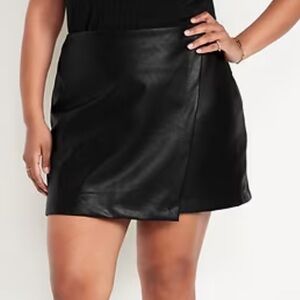 Old Navy Black Mini Skirt